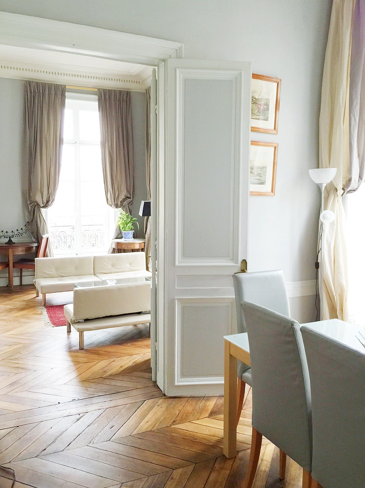 paris-apartment-dining-room-living-view-cococozy