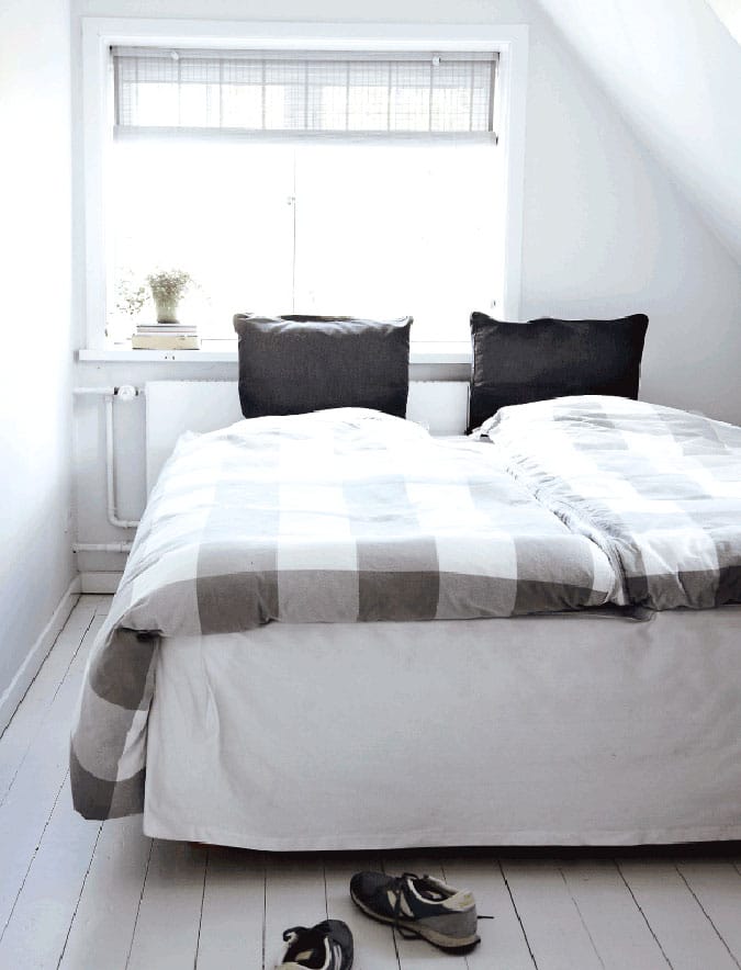 nordic rustic cottage bedroom gingham checkered bedding