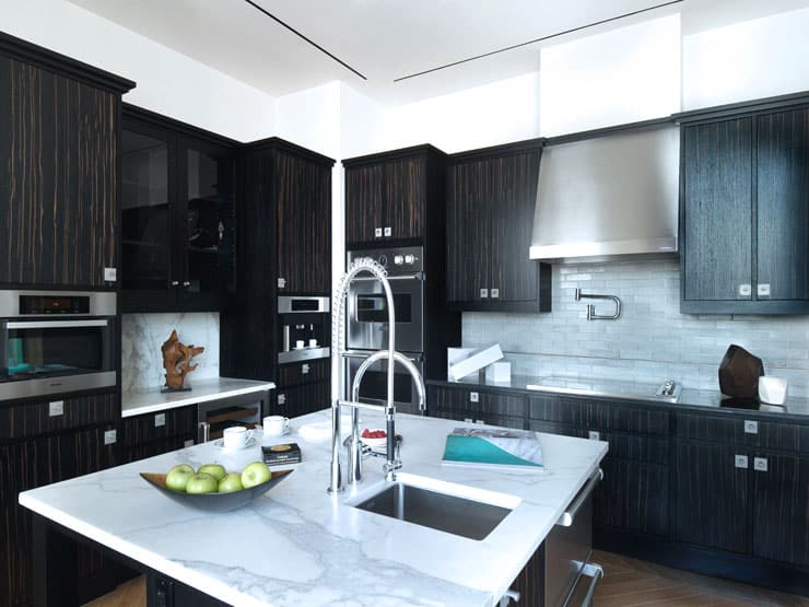 House Tour $70 Million Dollar New York Apartment Kitchen