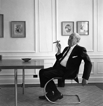 Ludwig Mies van der Rohe Cantilever Chair
