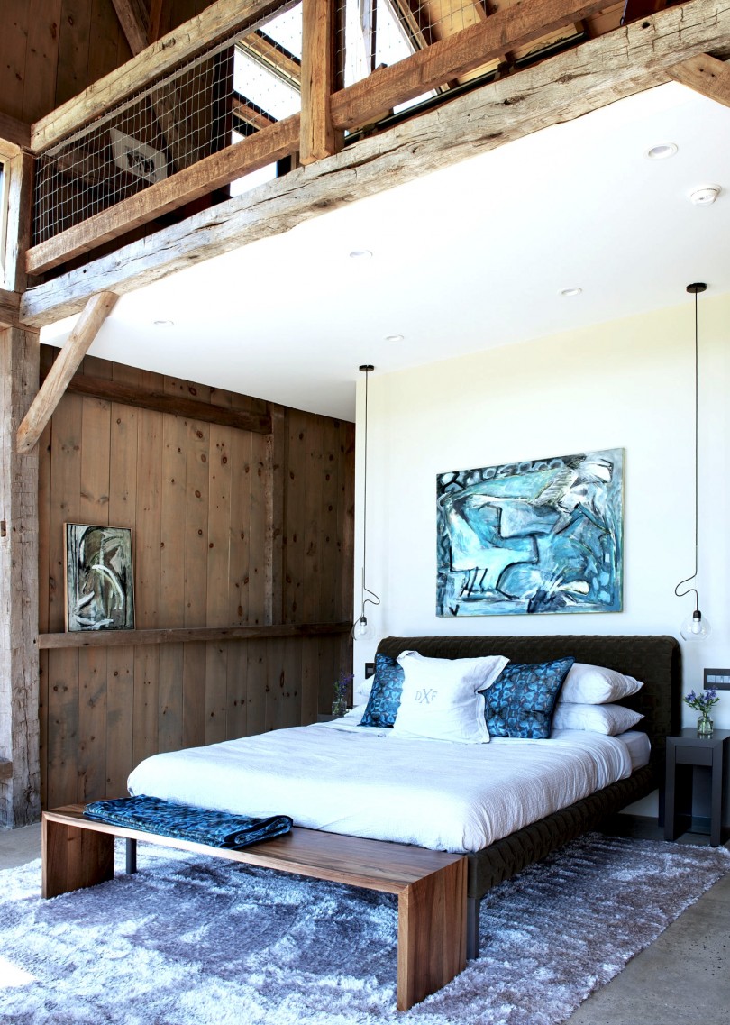 Rustic architecture master bedroom platform bed