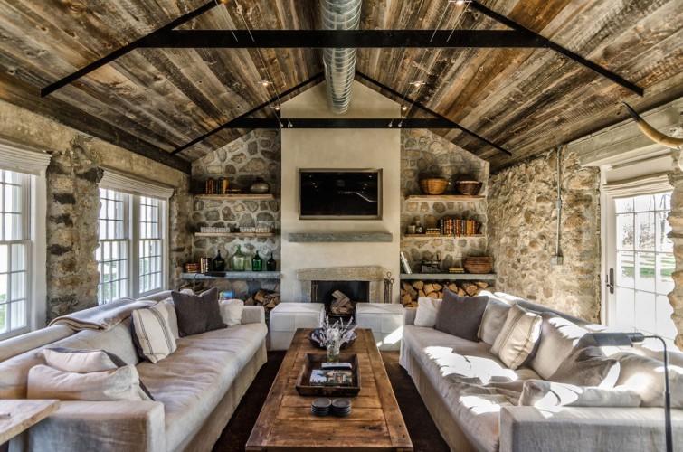 Rustic Stone Cottage In Los Angeles