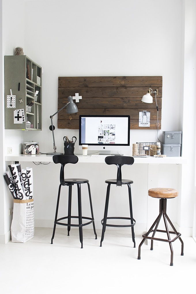 Home office inspiration floating shelf desk
