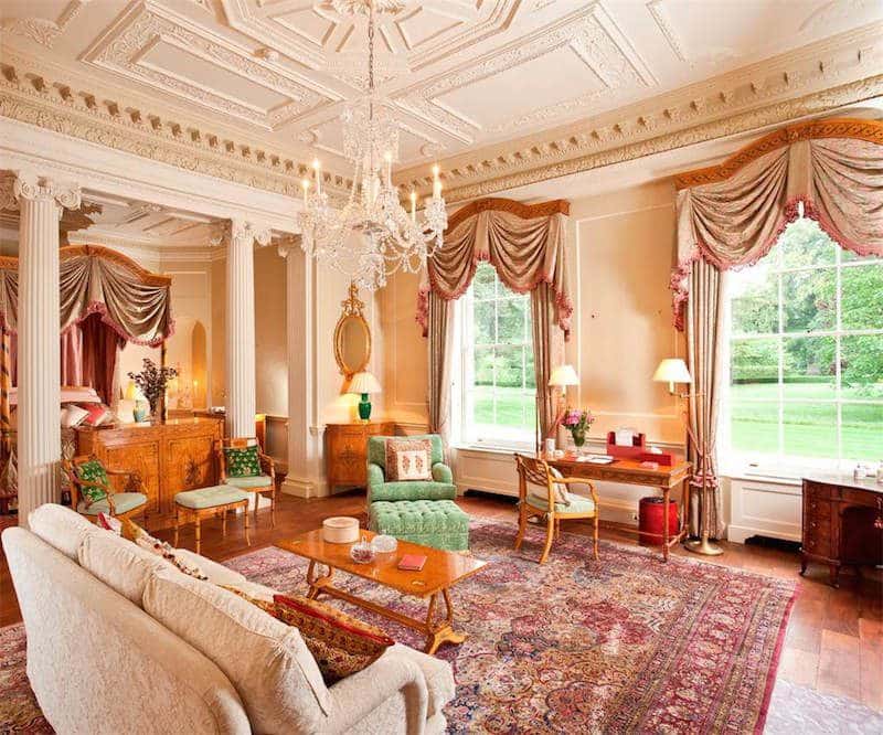 Hackwood Park UK Multi Million Dollar Castles Living Room