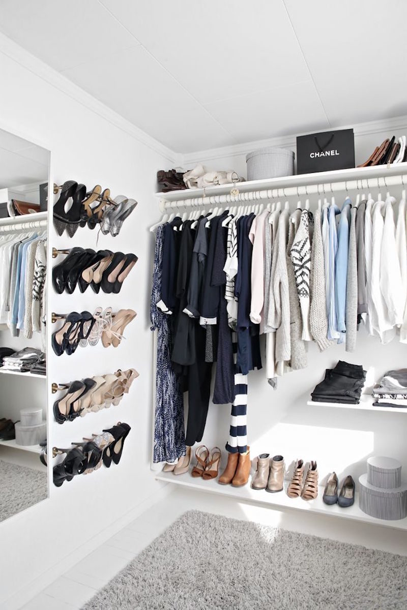 walk in closets shoe rack white minimal