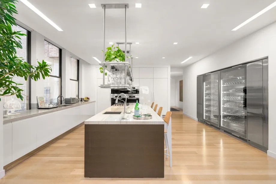 Alt tag for kitchen-the-whiteman-penthouse-modern-luxury-apartment-nyc