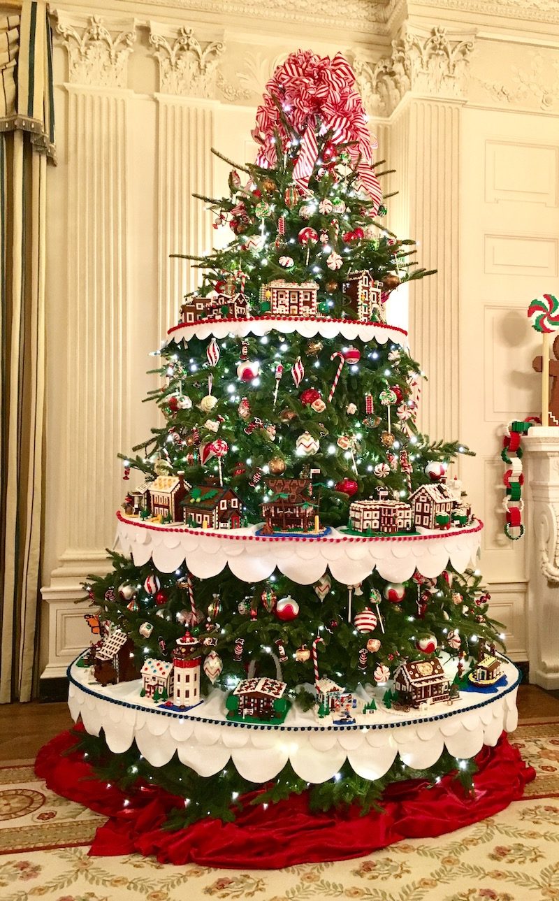 white house holidays christmas tree red room