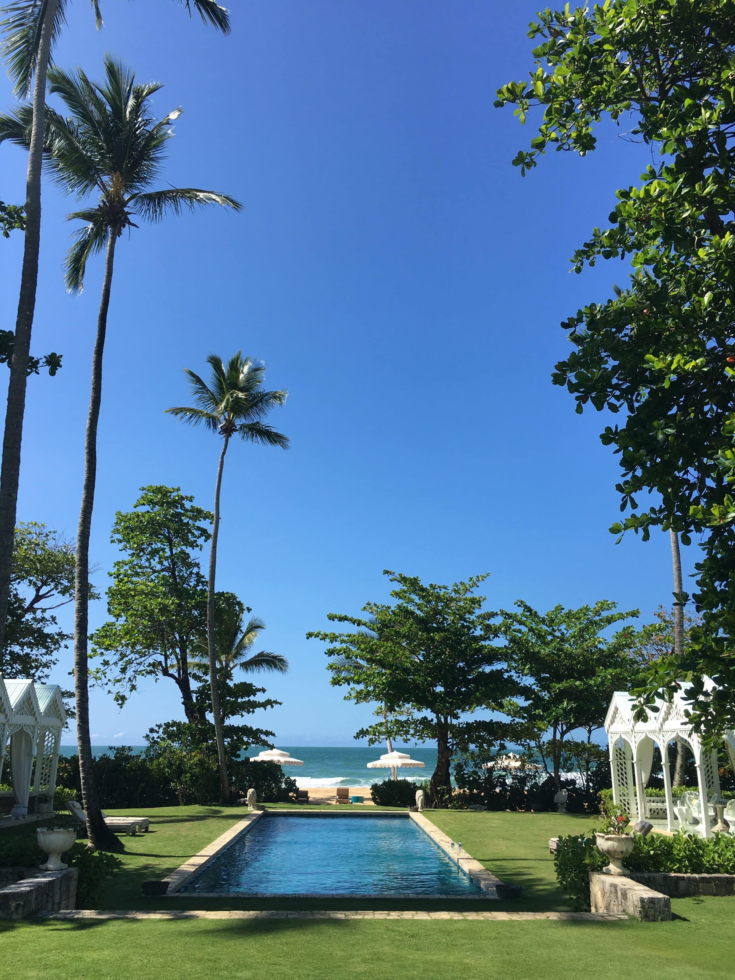Alt tag for tropical-caribbean-vacation-pool-playa-grande-beach-club-dominican-republic-cococozy