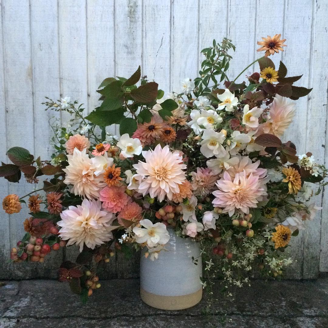 Alt tag for fall-flower-arrangement-coccocozy