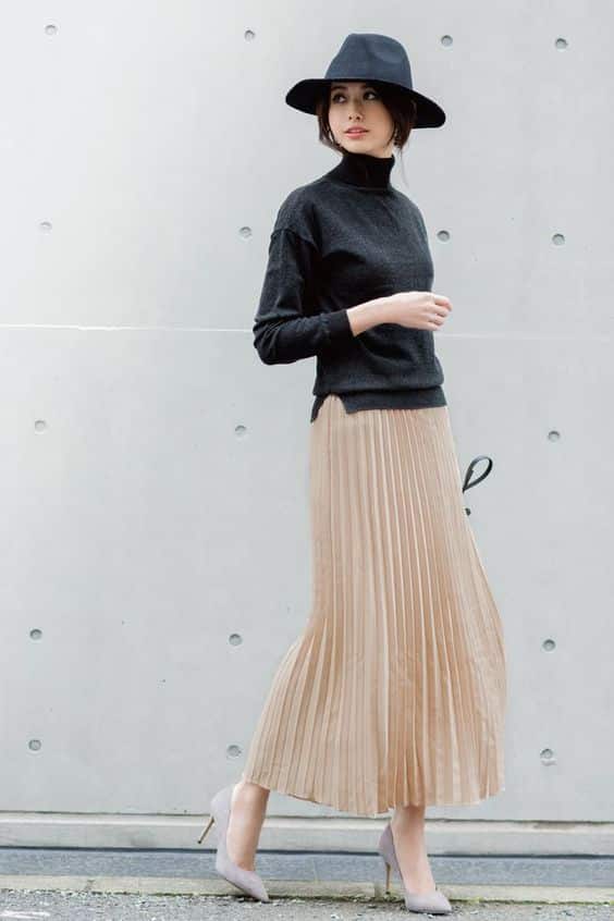 Alt tag for beige pleated skirt