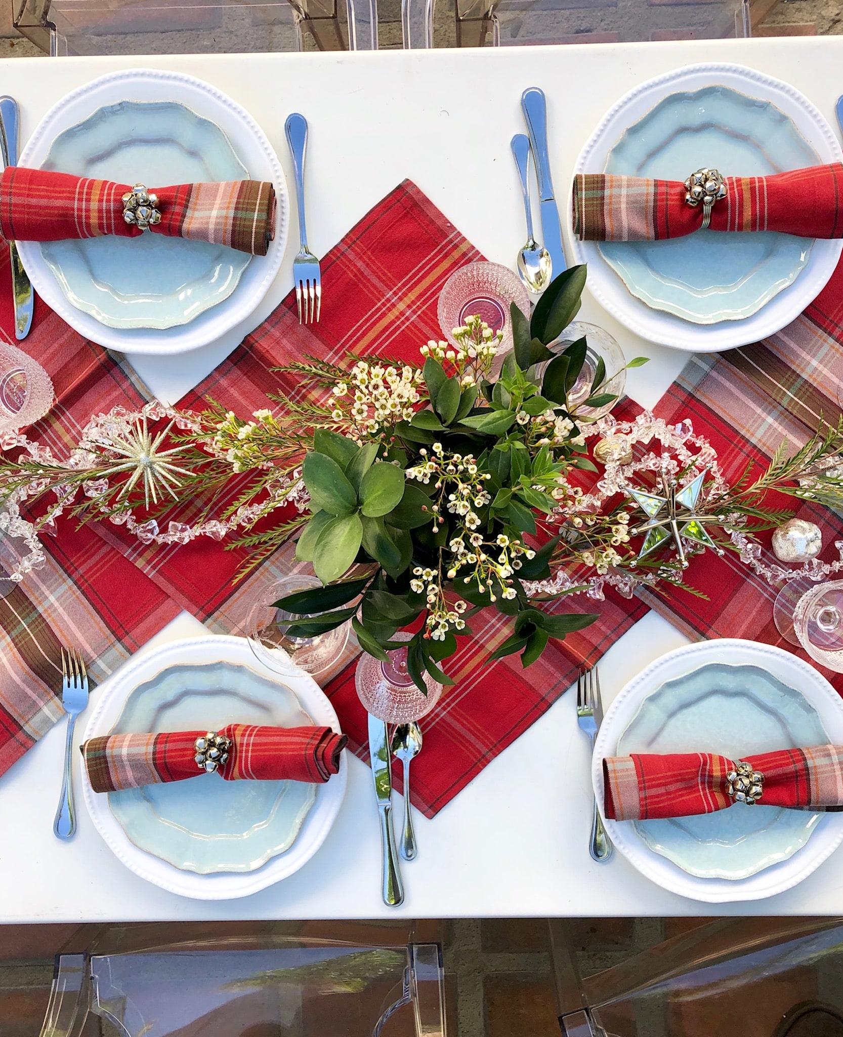 Alt tag for how to style a holiday table