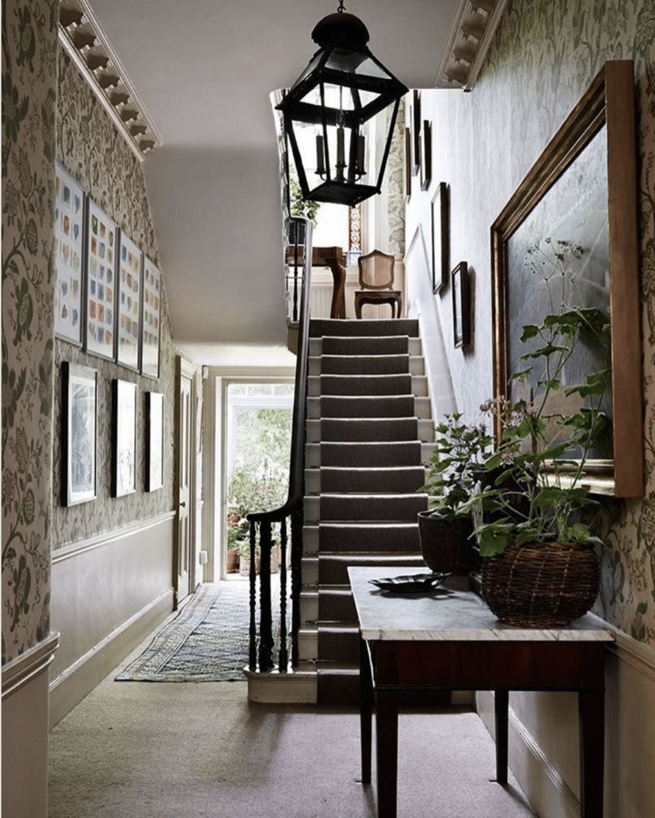 Alt tag for stunning staircase entryways 1
