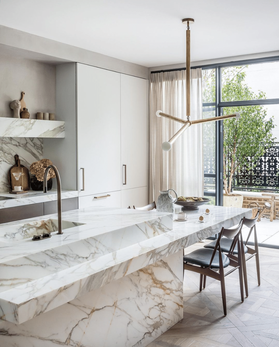 Dramatic+Kitchen+Details+To+Inspire