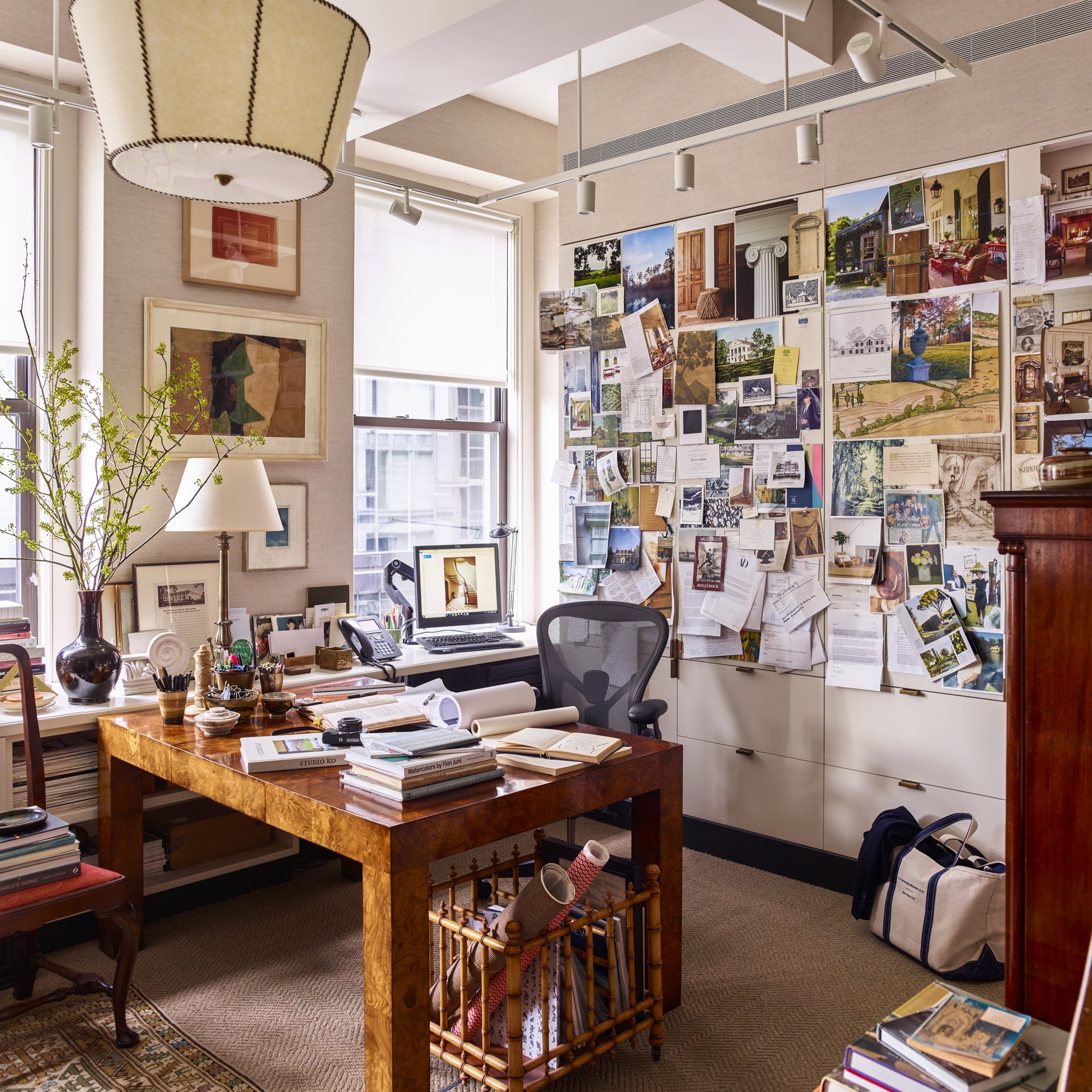 3+Maximalist+Home+Offices+That+Leave+You+Inspired