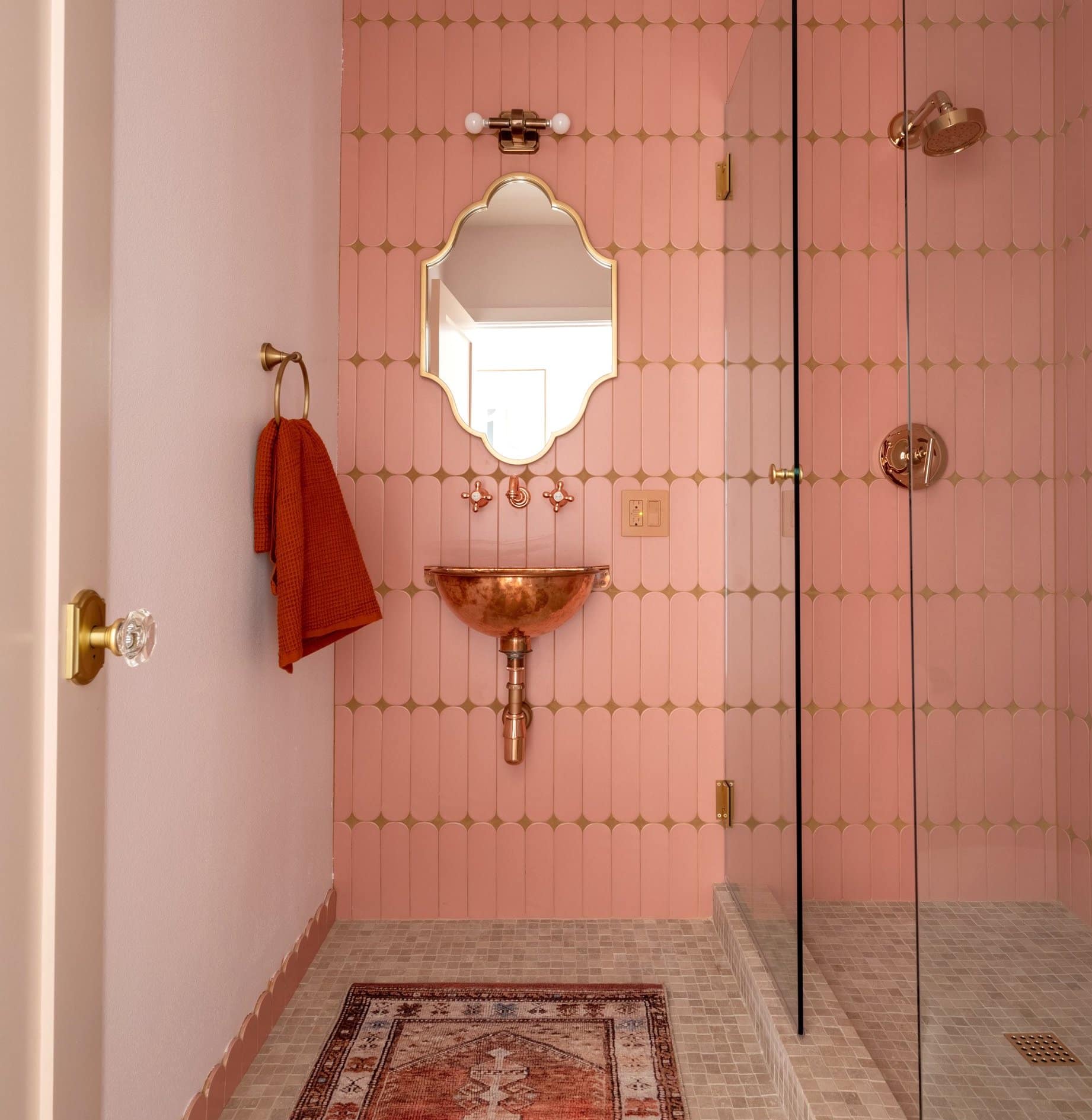 6 Pretty Pink Rooms Round Up – Interior Inspiration