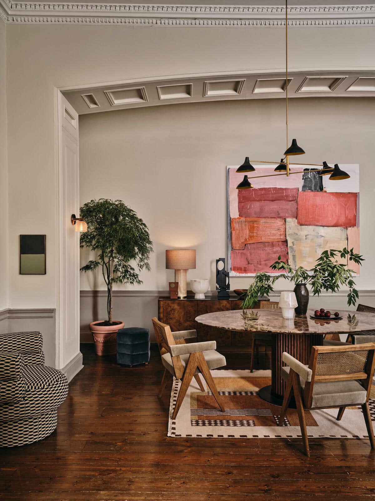 Where Interior Designers Are Buying Furniture