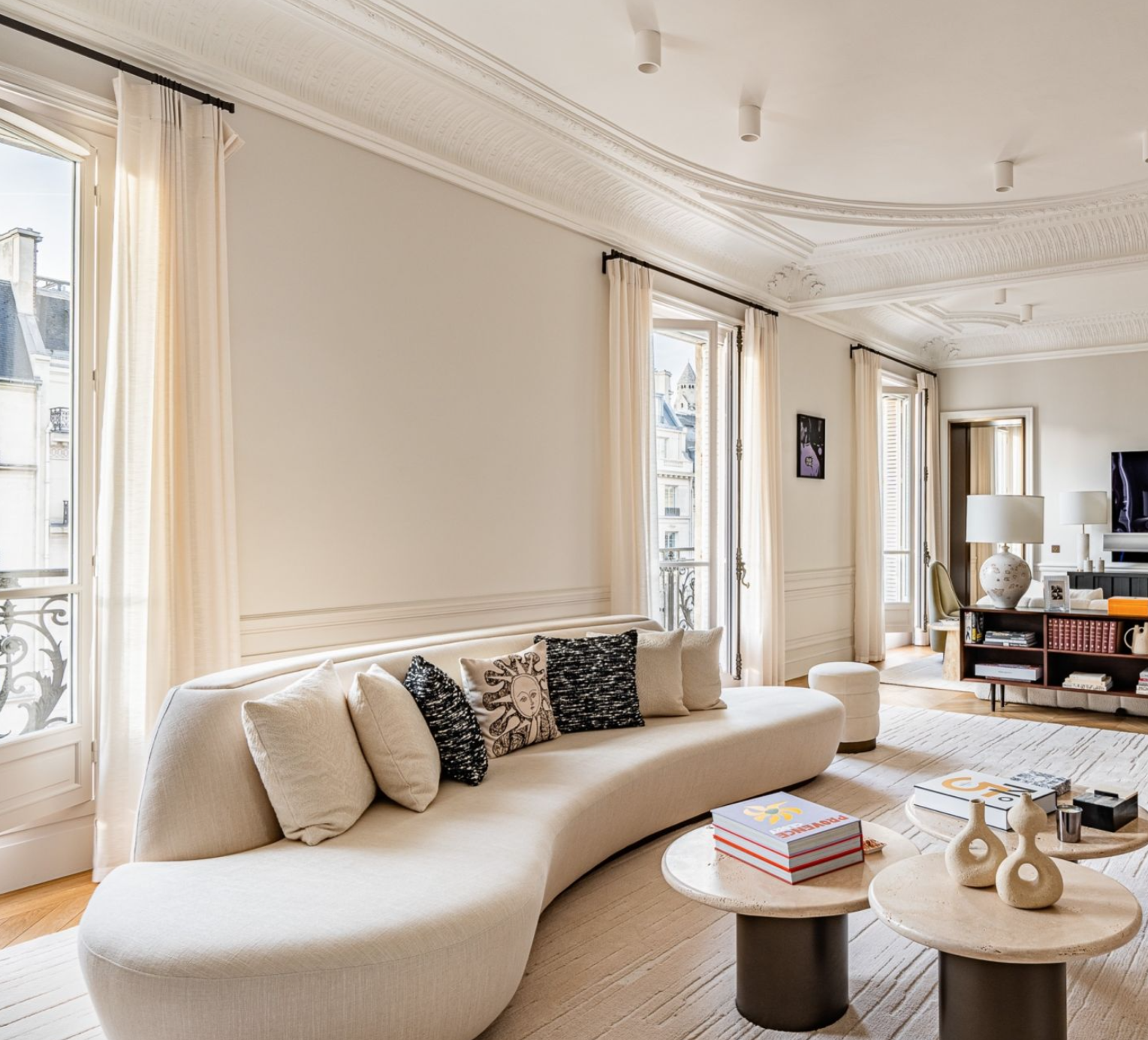 How+To+Recreate+This+%249+Million+Modern+Parisian+Apartment