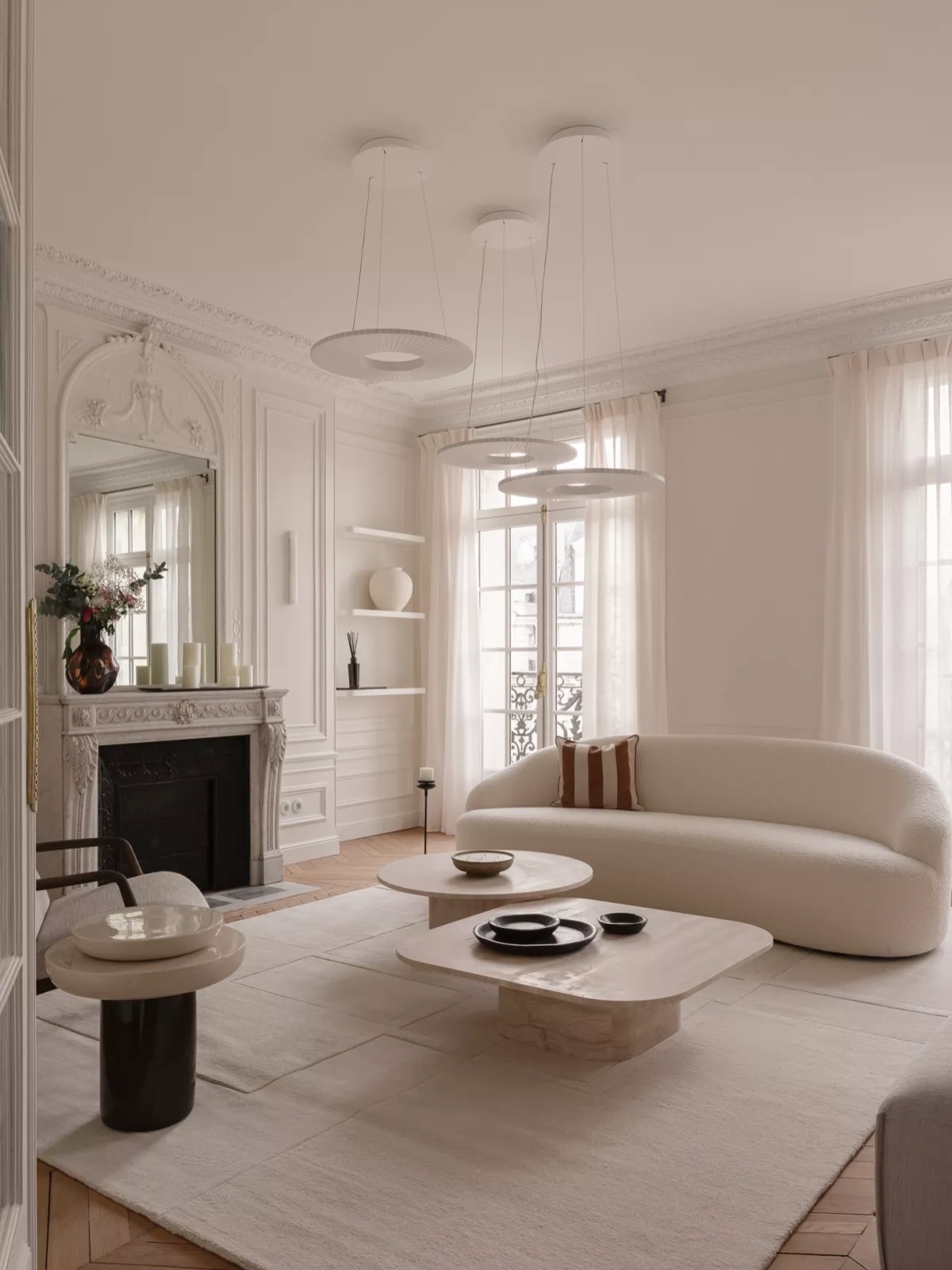 White Interiors in a Haussmannian Paris Home COCOCOZY
