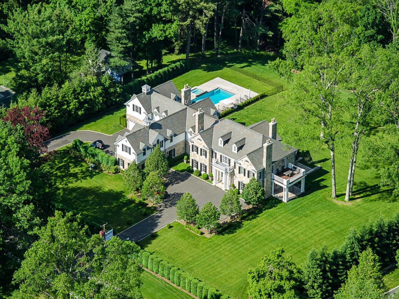 Exterior of a multi million dollar Greenwich, CT home