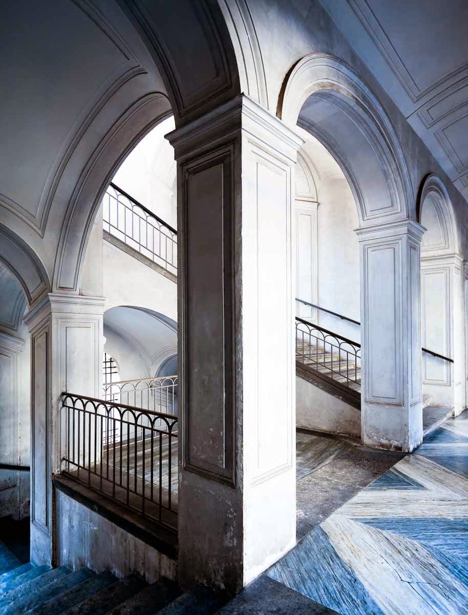 Arched marble foyer by Jerome Galland