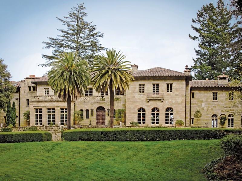 exterior of a Florentine style villa just outside San Francisco, CA