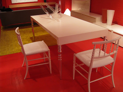 Restaurant table with silver legs from Cappellini