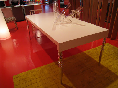 Restaurant table with silver legs from Cappellini