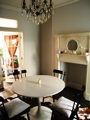 Modern/classic dining room in a Hampstead Heath flat