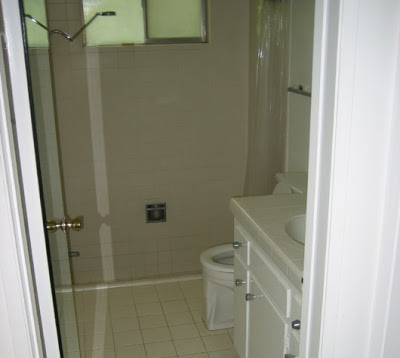 Outdated bathroom prior to The Sunset Team/La Kaza Design's remodeling