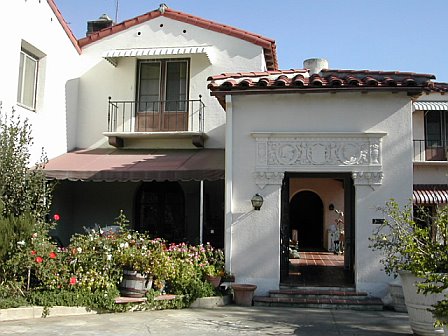 Auto court entry of a Cheviot Hills home prior to remodeling