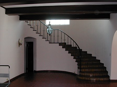 Dark and dingy foyer before remodeling