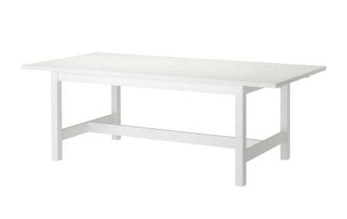 White dining table from Ikea